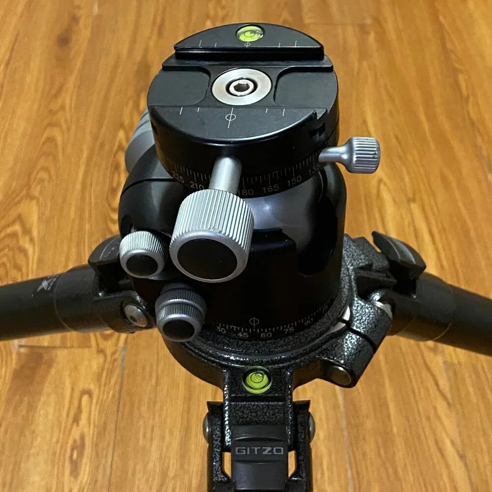 Gitzo GT3530LS Carbon Fiber Tripod Legs w/ RRS BH-55 Ball Head
